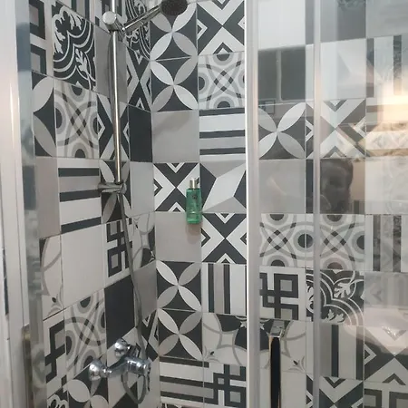 番基洛斯1号美好住宿公寓