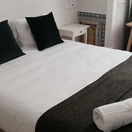 招待所 番基洛斯1号美好住宿公寓 4*