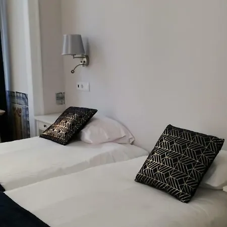 番基洛斯1号美好住宿公寓 招待所 4*